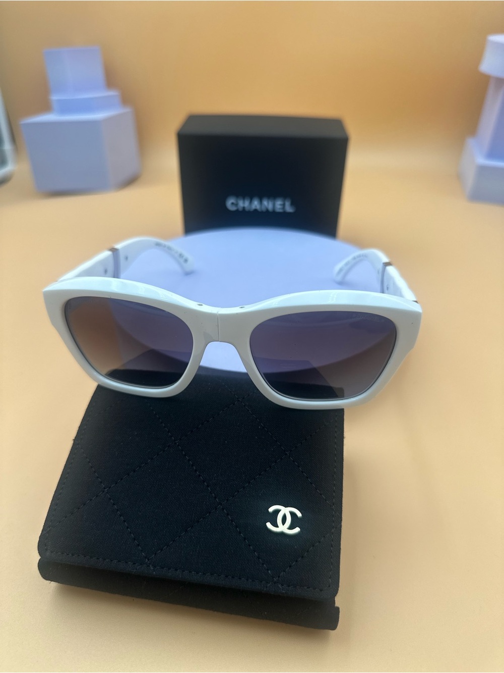 CHANEL White Foldable Sunglasses